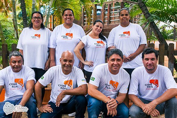 equipe apoio cisne real 1920w